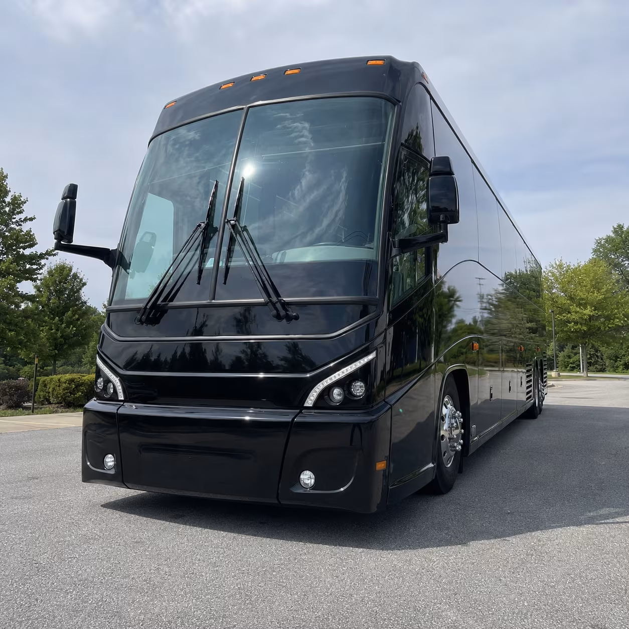 airport shuttle buses for sports teams large groups departing bellevue