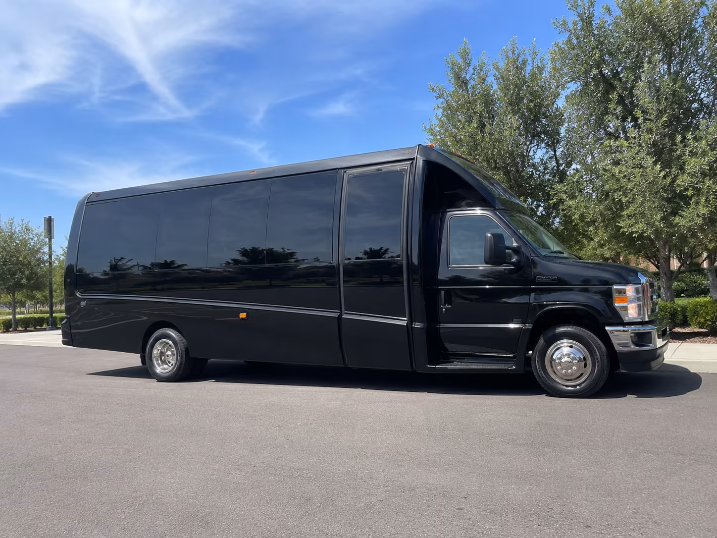 bus rentals for music festival weekends at marymoor park