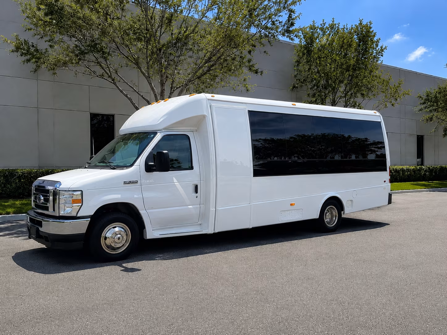 charter buses for meydenbauer center conferences and events