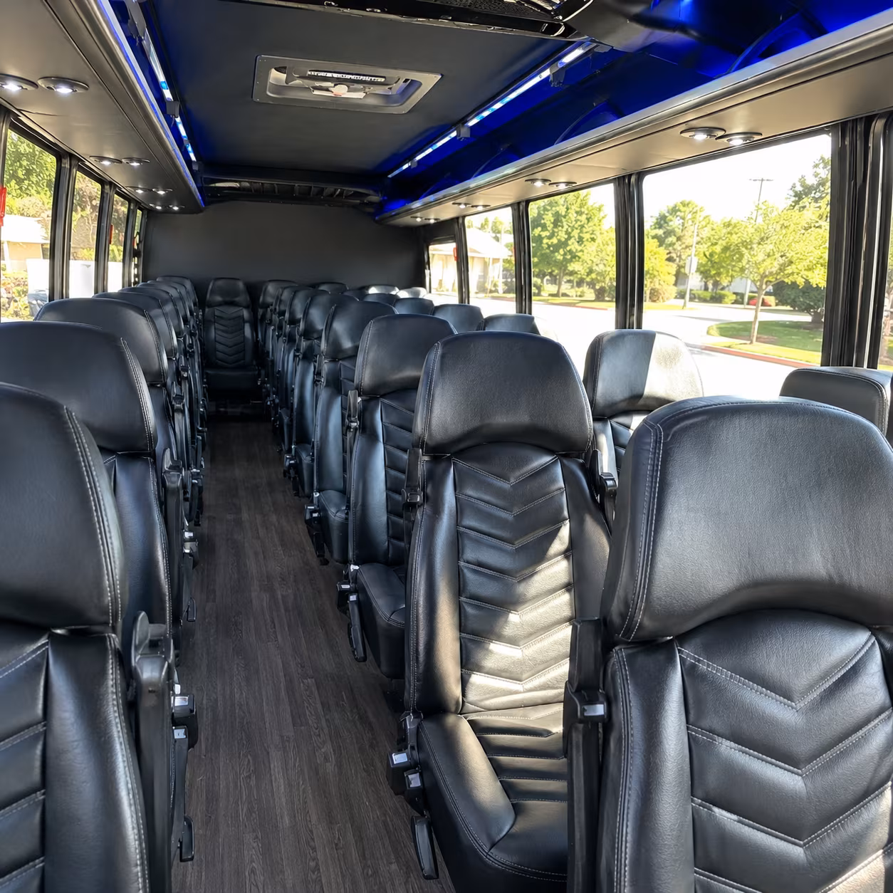 rent a party bus to woodinville wine country from bellevue
