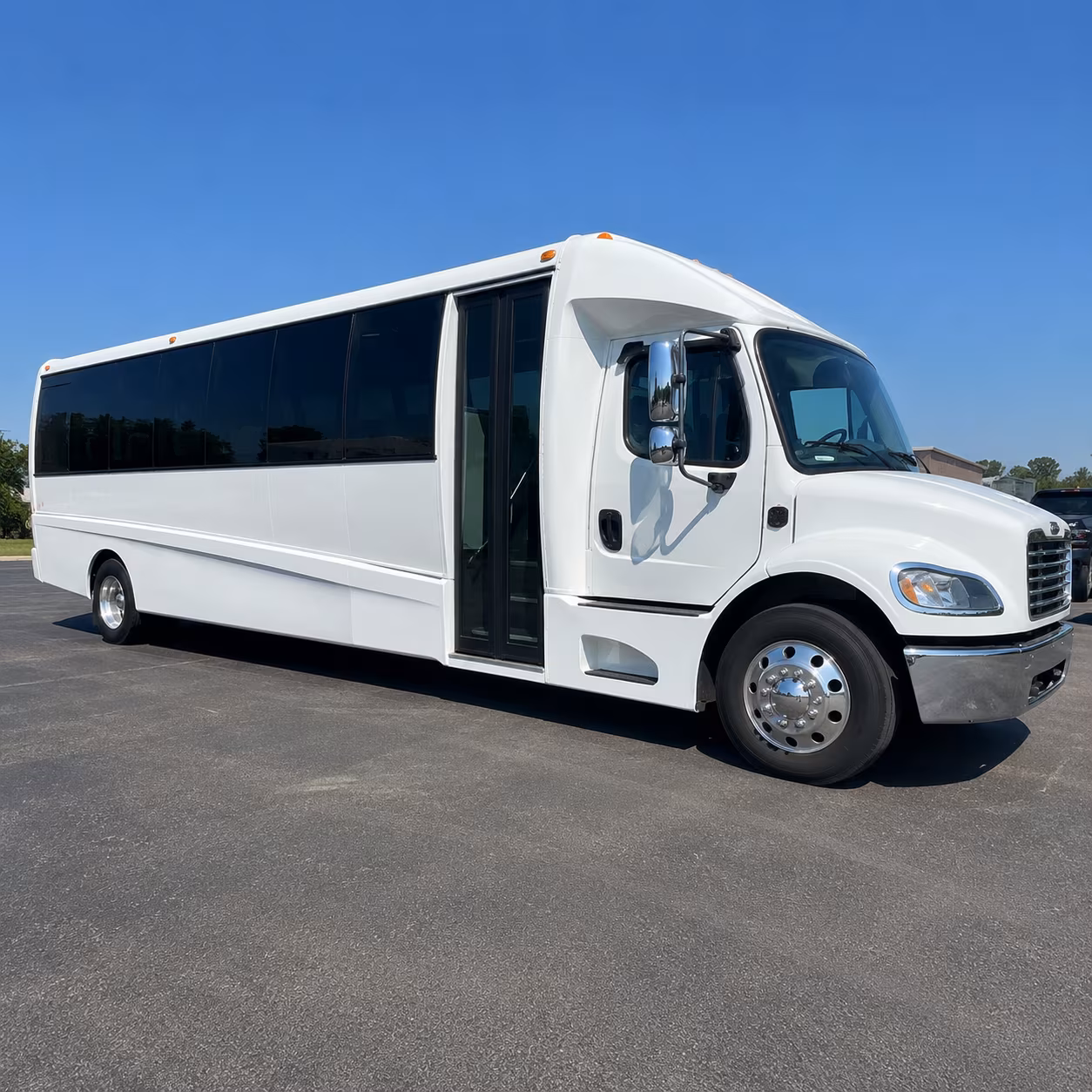 wedding shuttle buses for bellevue celebrations